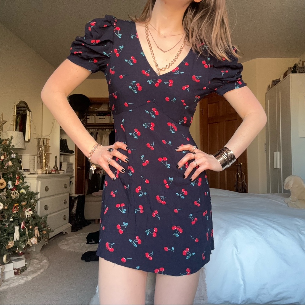 black and red cherry print puff sleeve mini dress